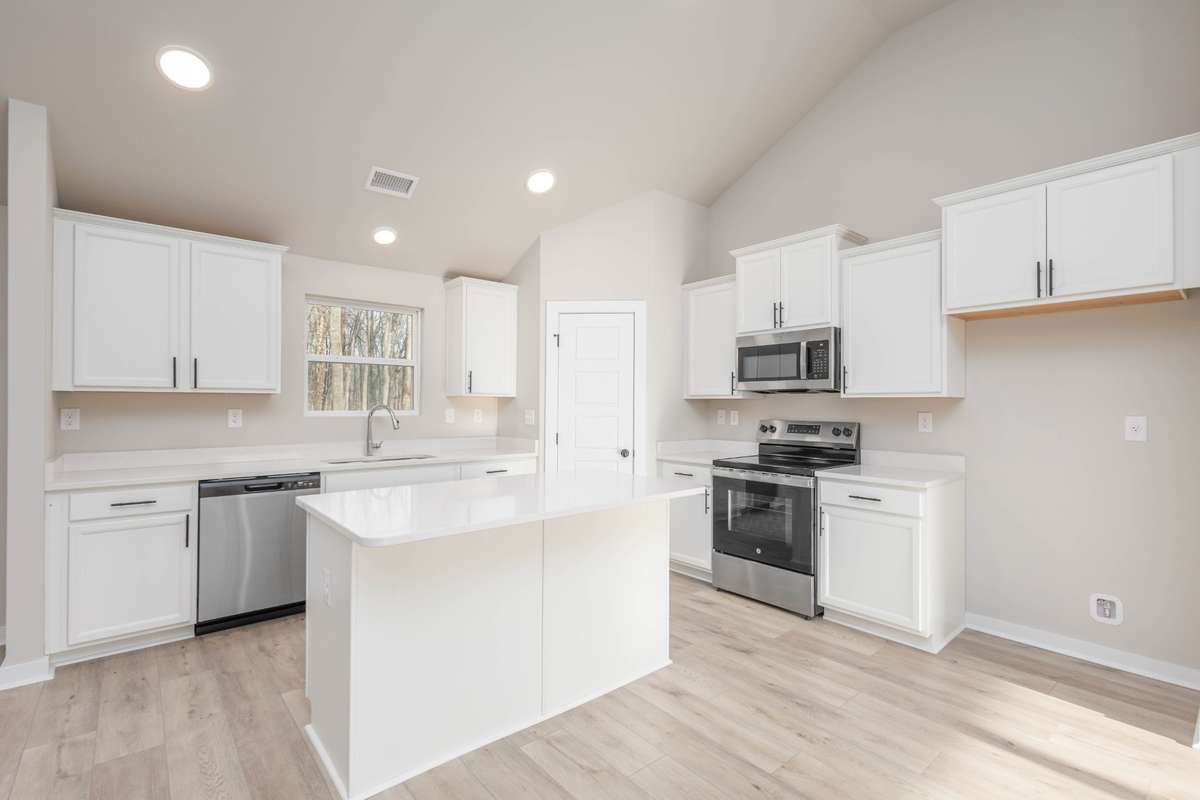 REPRESENTATION ONLY | PHOTOS FROM A PREVIOUSLY BUILT HOME OF THE SAME FLOOR PLAN
