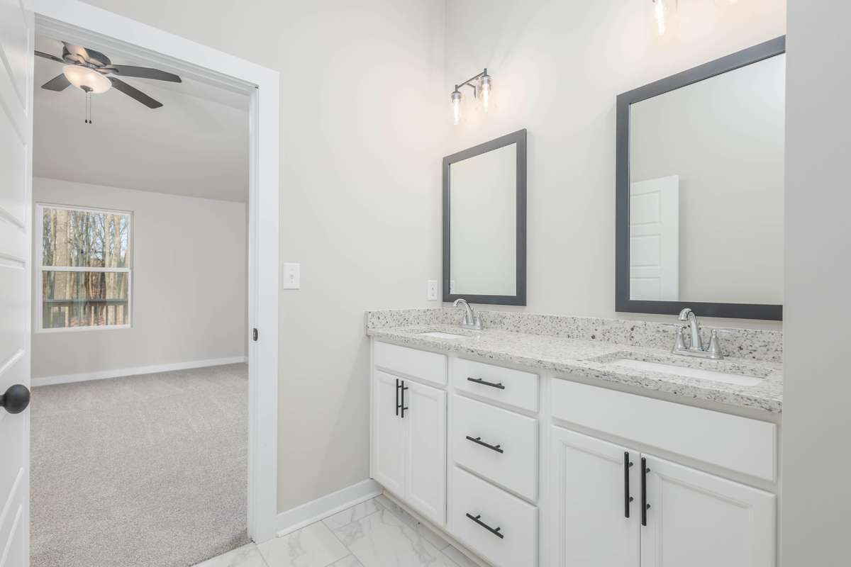 REPRESENTATION ONLY | PHOTOS FROM A PREVIOUSLY BUILT HOME OF THE SAME FLOOR PLAN