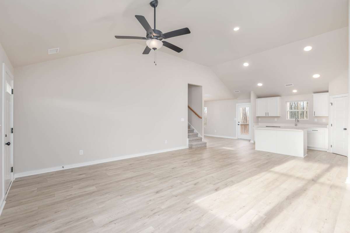 REPRESENTATION ONLY | PHOTOS FROM A PREVIOUSLY BUILT HOME OF THE SAME FLOOR PLAN