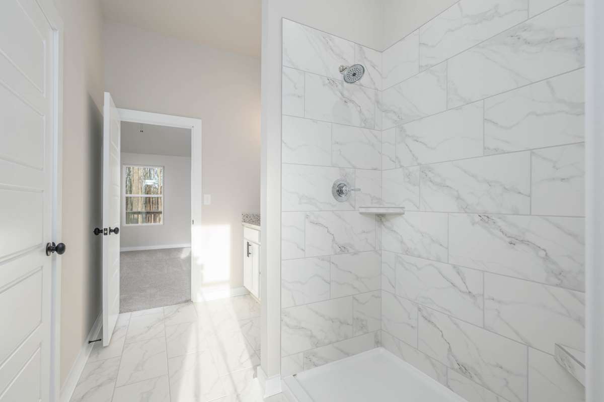 REPRESENTATION ONLY | PHOTOS FROM A PREVIOUSLY BUILT HOME OF THE SAME FLOOR PLAN