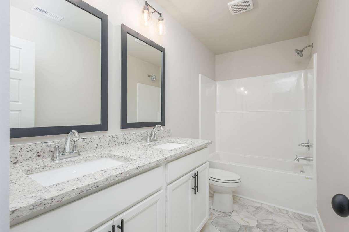 REPRESENTATION ONLY | PHOTOS FROM A PREVIOUSLY BUILT HOME OF THE SAME FLOOR PLAN