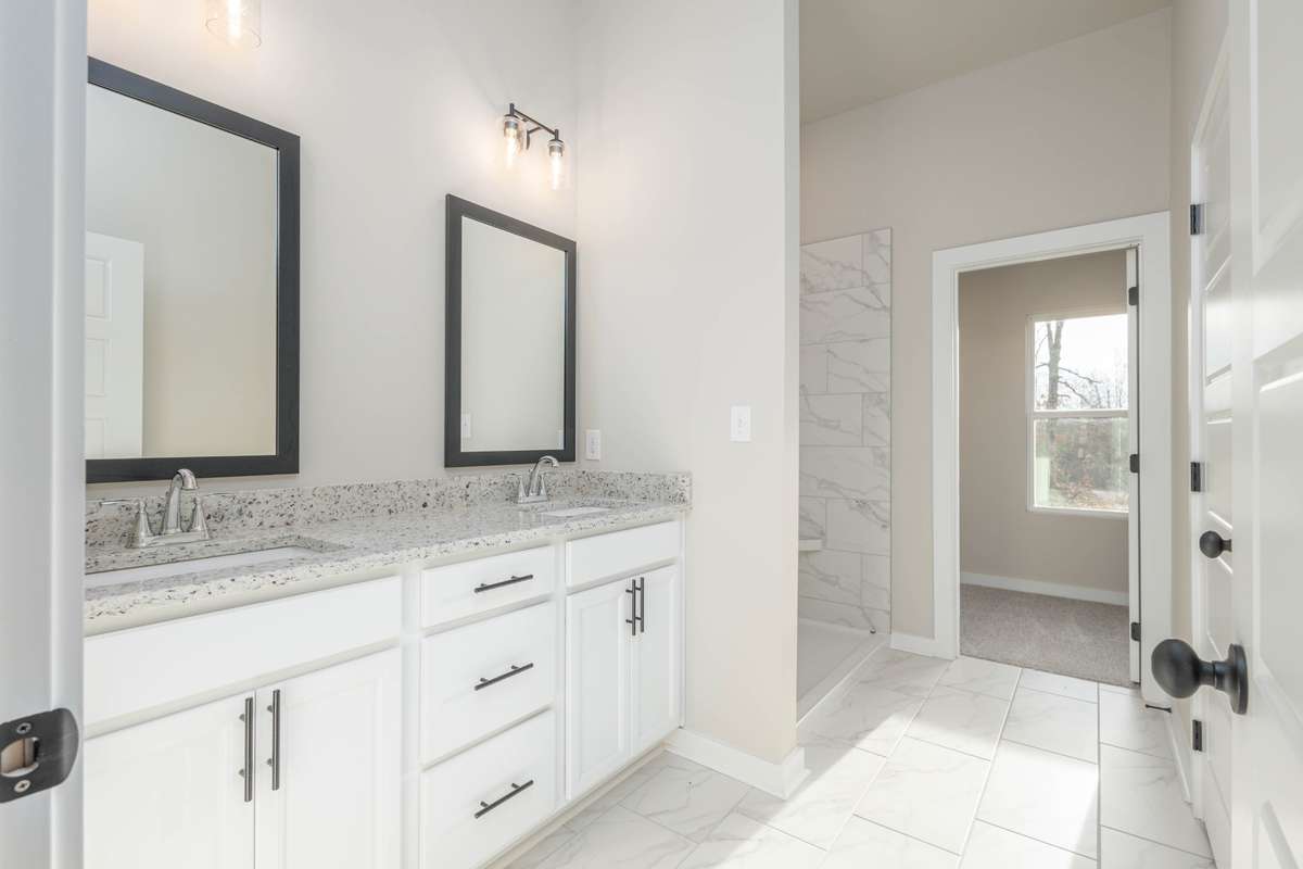 REPRESENTATION ONLY | PHOTOS FROM A PREVIOUSLY BUILT HOME OF THE SAME FLOOR PLAN