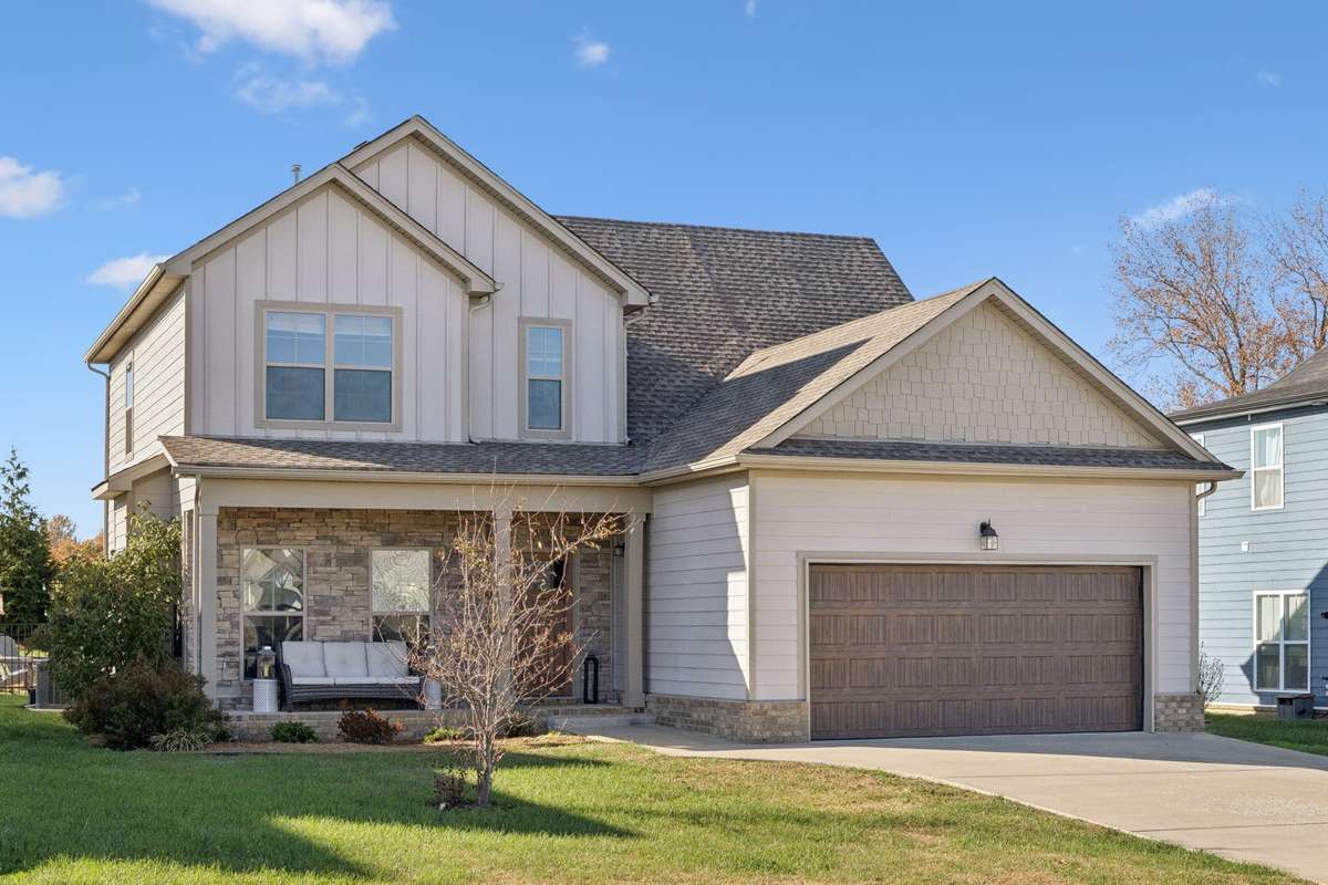 The attached two-car garage and the sizeable driveway offer plenty of parking space as you come and go effortlessly to the local businesses and restaurants, I-24, downtown Clarksville, or Fort Campbell.