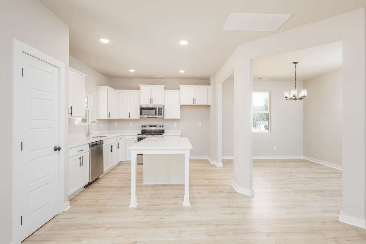 REPRESENTATION ONLY | PHOTOS FROM A PREVIOUSLY BUILT HOME OF THE SAME FLOOR PLAN