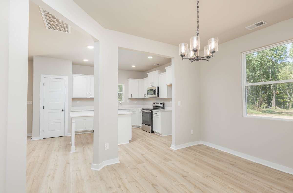 REPRESENTATION ONLY | PHOTOS FROM A PREVIOUSLY BUILT HOME OF THE SAME FLOOR PLAN