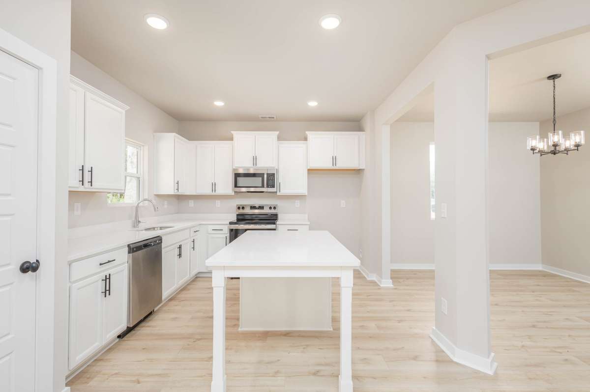 REPRESENTATION ONLY | PHOTOS FROM A PREVIOUSLY BUILT HOME OF THE SAME FLOOR PLAN