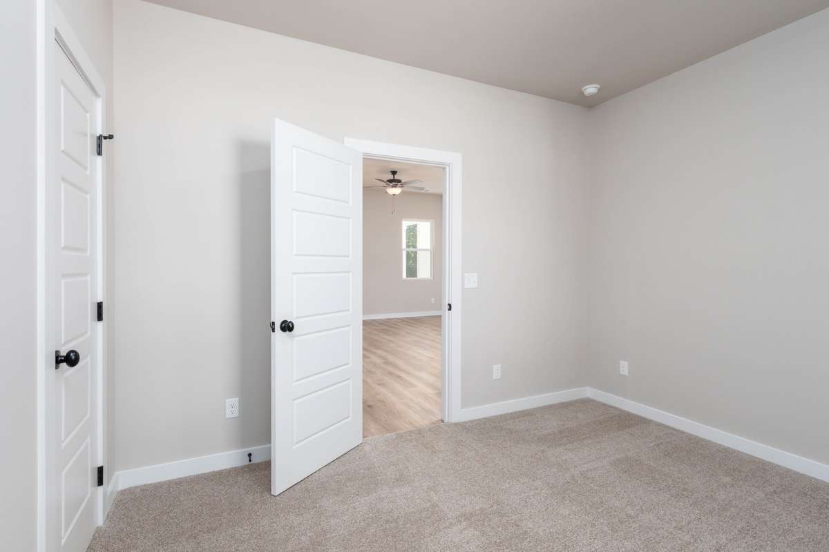 REPRESENTATION ONLY | PHOTOS FROM A PREVIOUSLY BUILT HOME OF THE SAME FLOOR PLAN