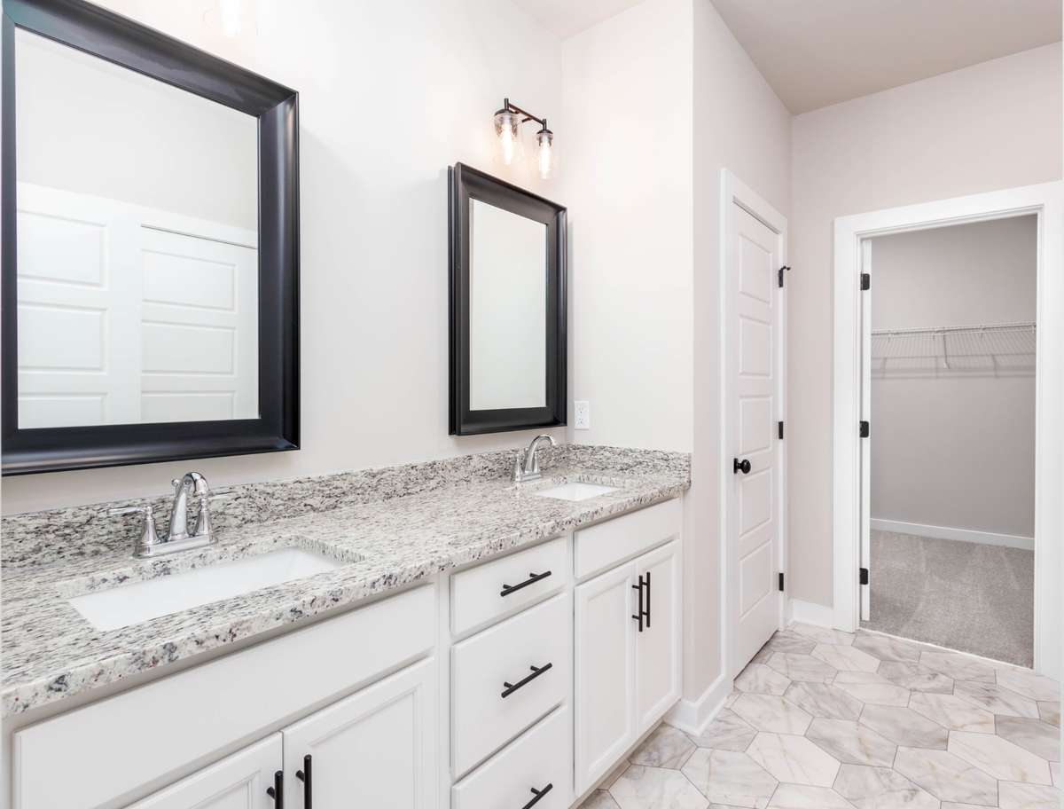 REPRESENTATION ONLY | PHOTOS FROM A PREVIOUSLY BUILT HOME OF THE SAME FLOOR PLAN