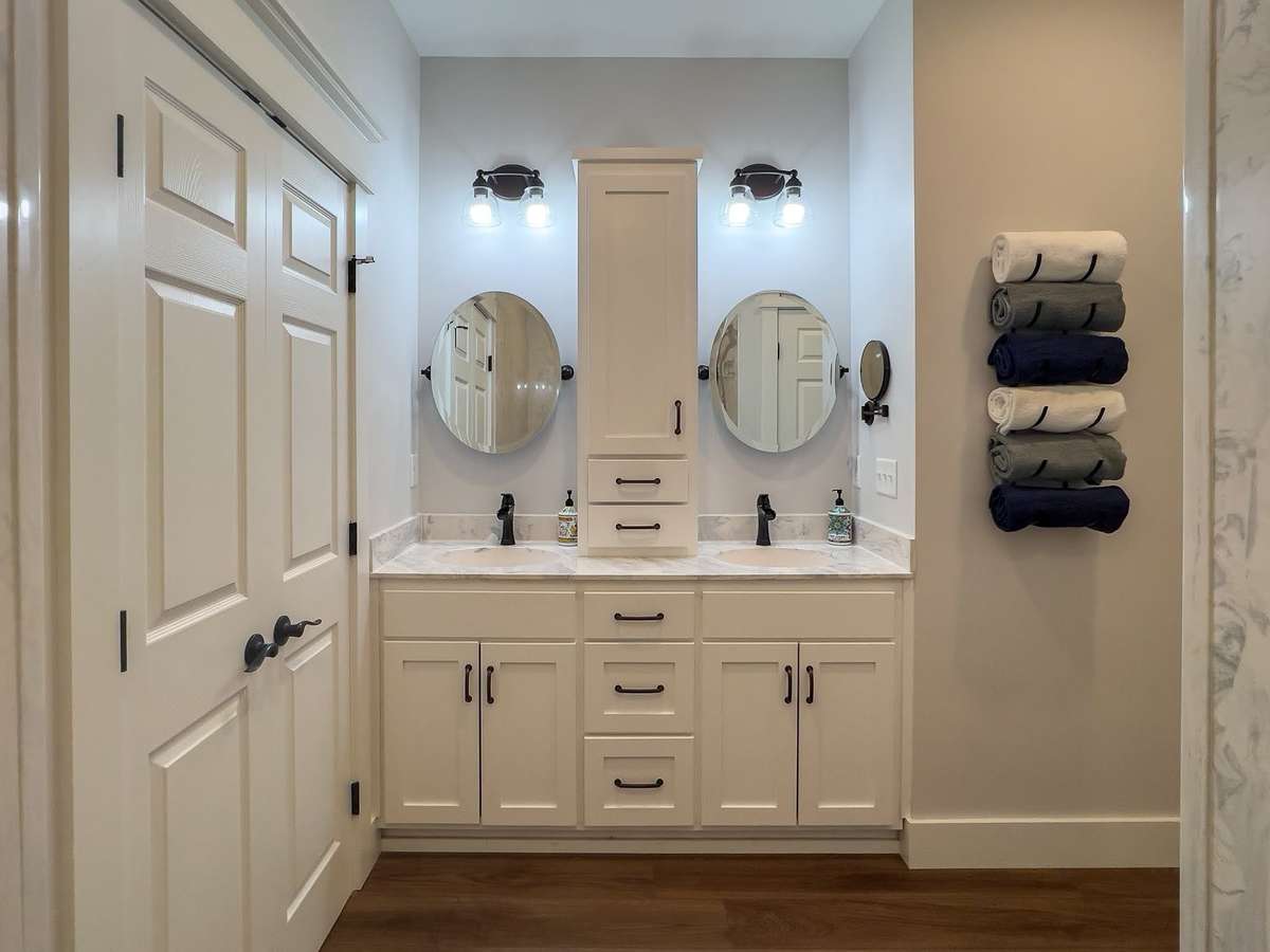 Primary Vanity is spacious -