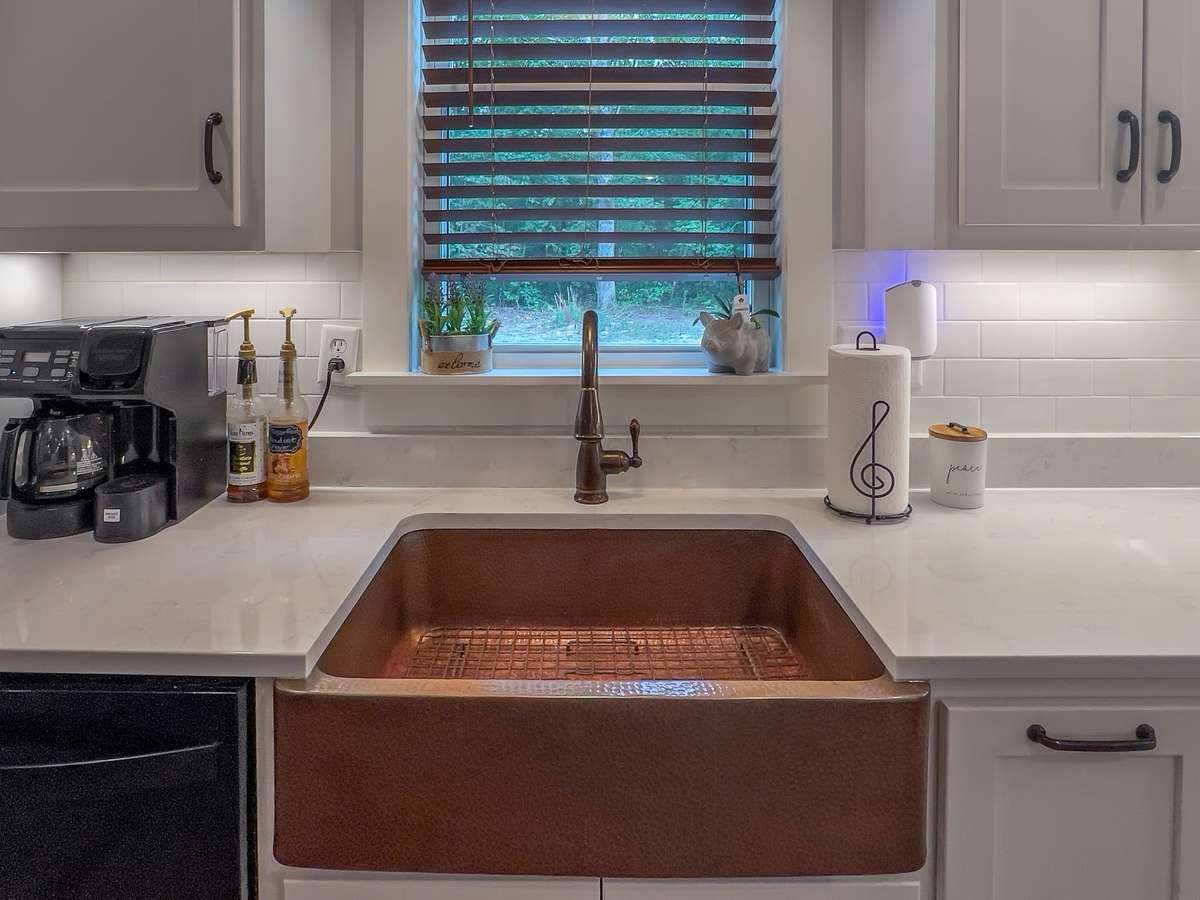 Copper Farm House Sink is so dreamy!