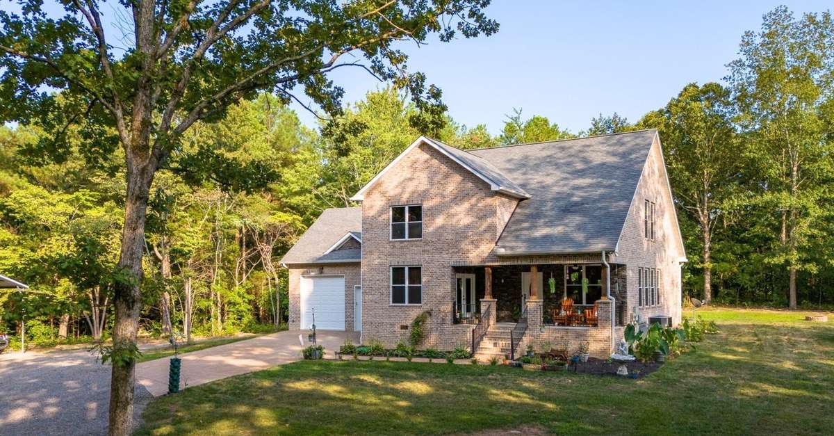 WELCOME HOME TO 2999 Dugley Branch Rd...
