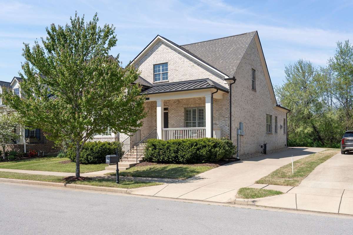 Ideal for growing families looking for a top rated school district or buyer's looking to downsize with main level living + bonus and flex space upstairs.