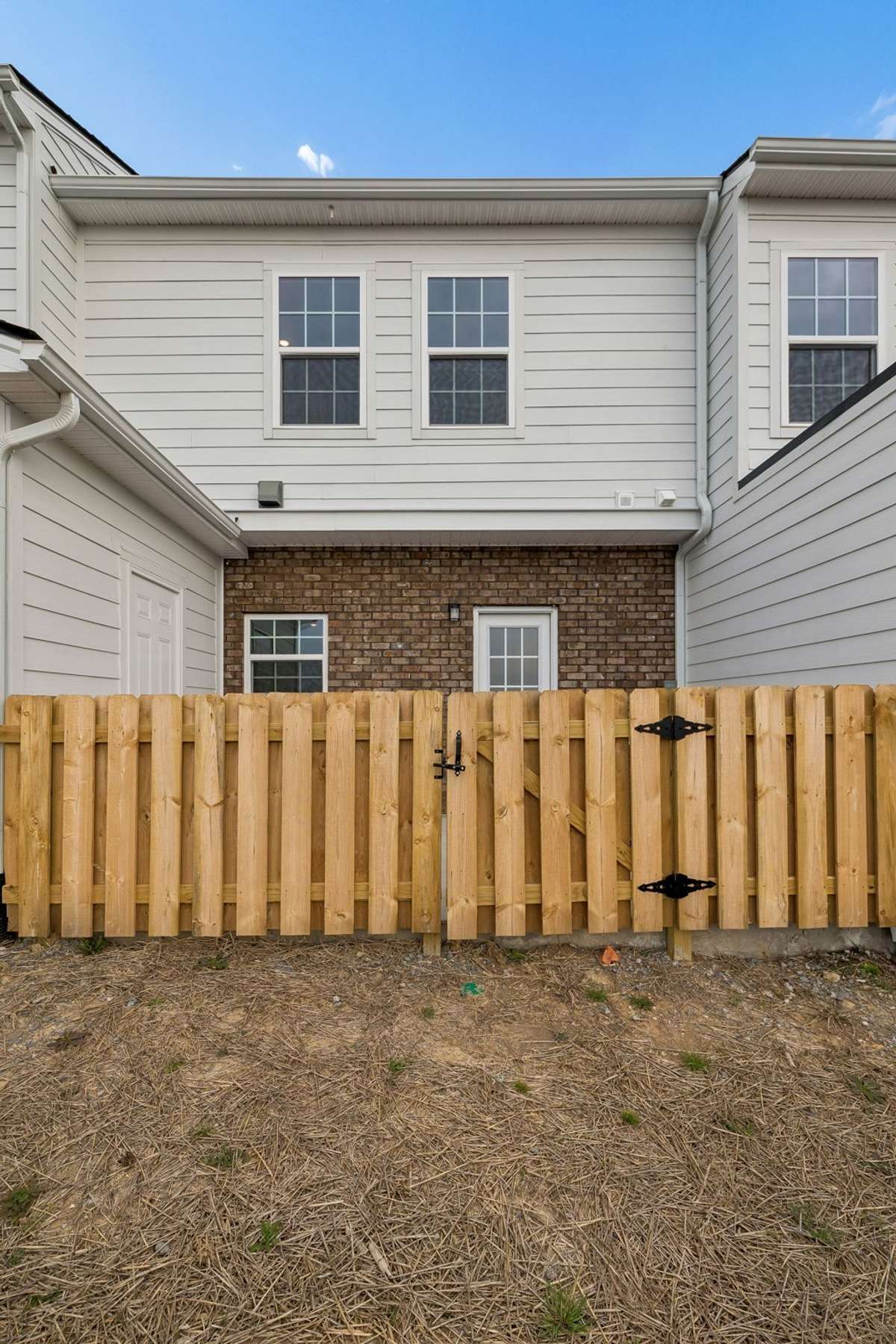 Photo is similar home in the same community - 2&3 bedroom options - MOVE IN READY - - upgrades available. Model home open Wed-Sat 10-5 & Sun 1-5. Dog Park and Playground as amenities.