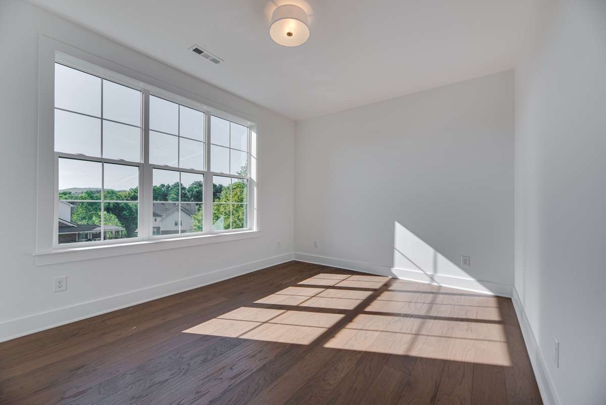 Photos of similar unit.