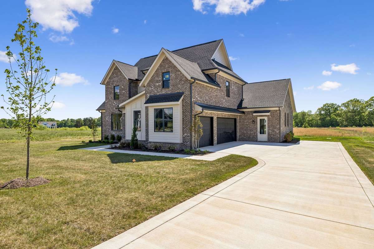 3 car garage