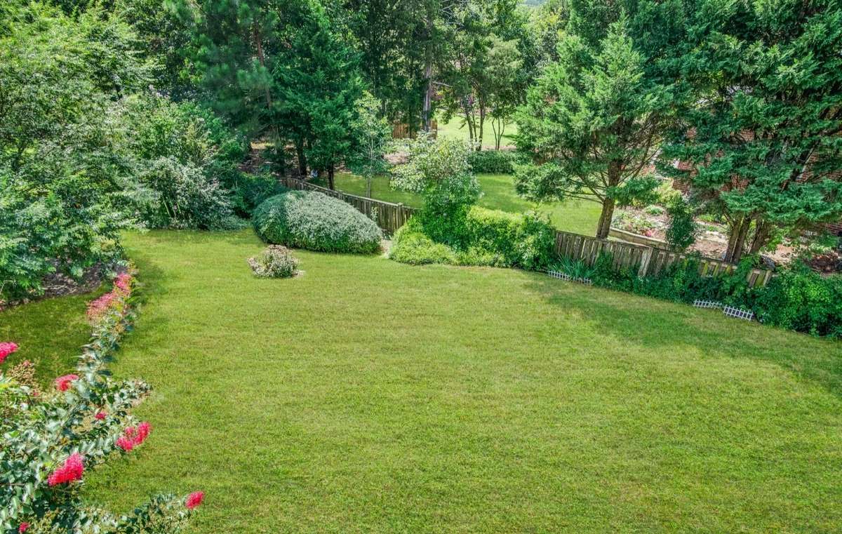 Gardeners delight, private and offers endless possibility