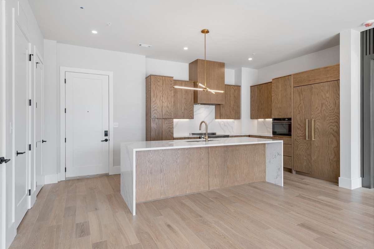 Photos are of a different unit with Finish Package A