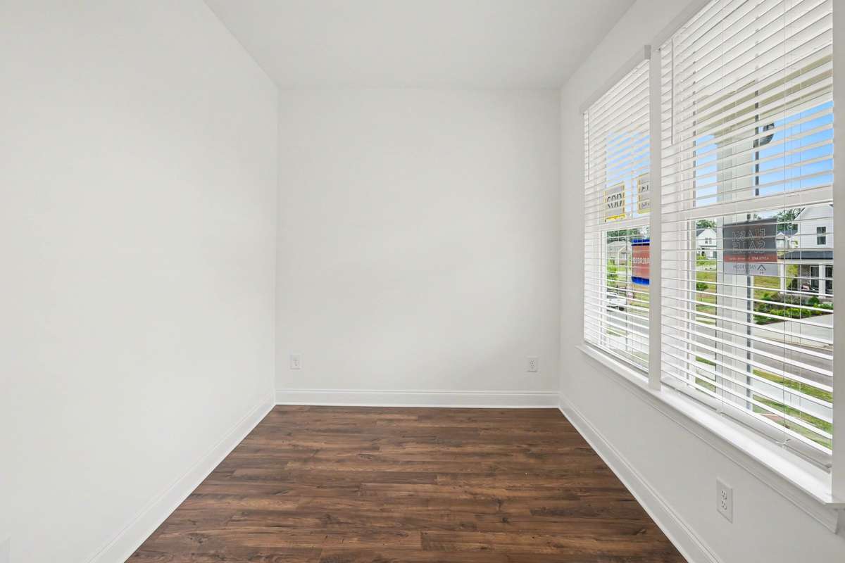 Flex Room, perfect home office space or reading room