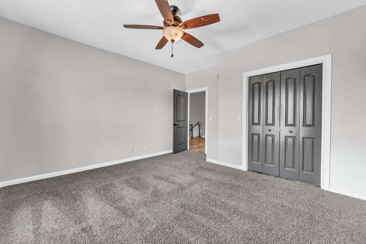 Another view of bedroom 3.