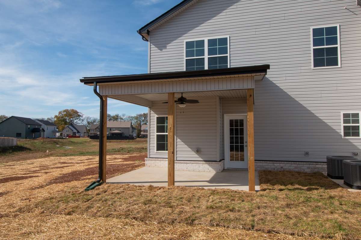 EXAMPLE>>>Covered Patio with a Ceiling Fan! Great For Enjoying the Outdoors!