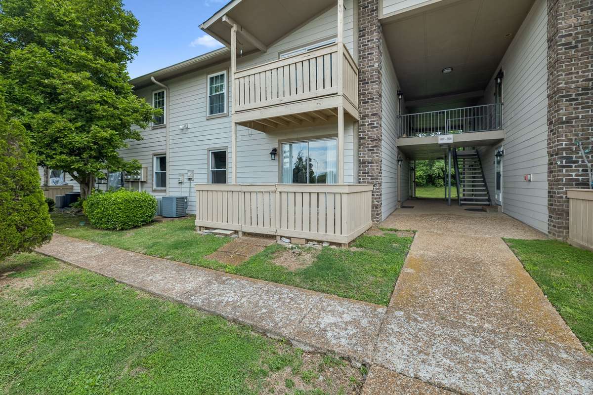 Private ground-level covered patio..
