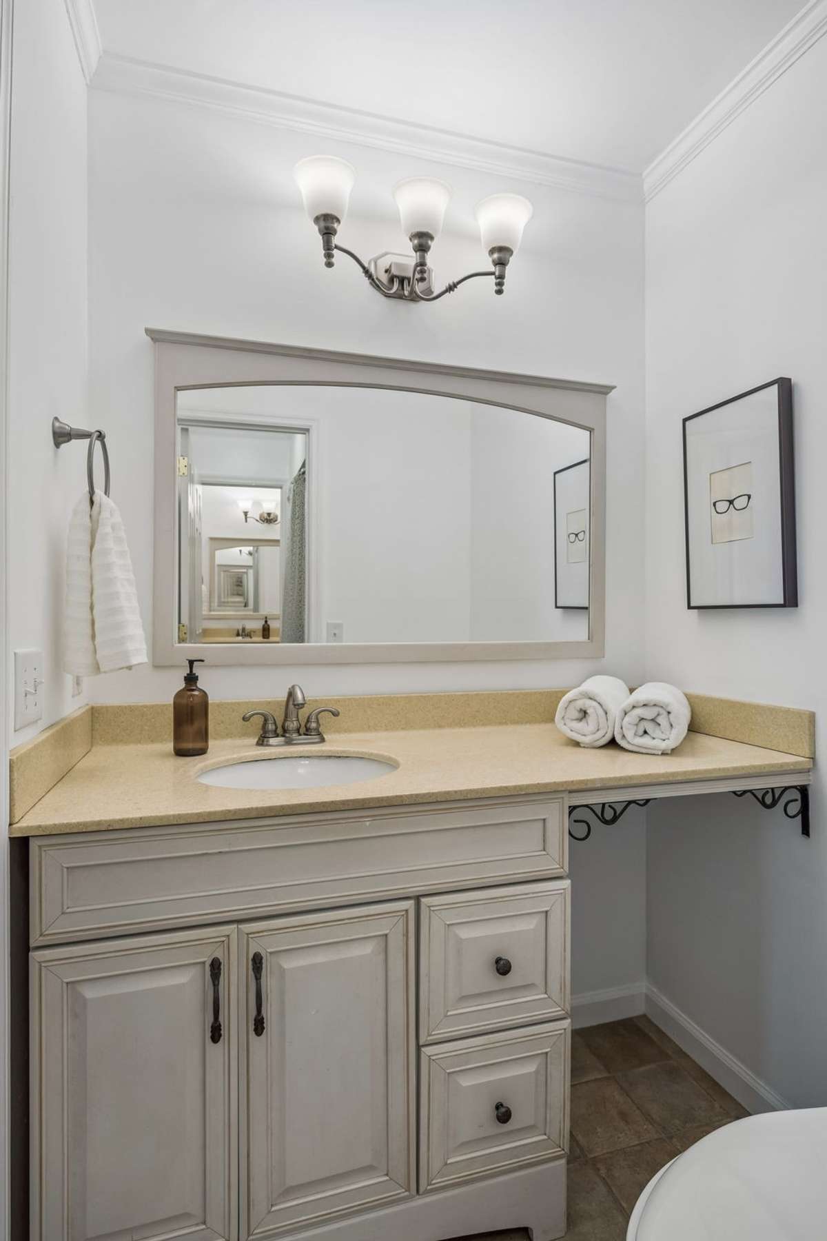 This layout features a half bath with convenient Jack and Jill access to the full bath, providing a versatile and functional flow for both residents and guests.