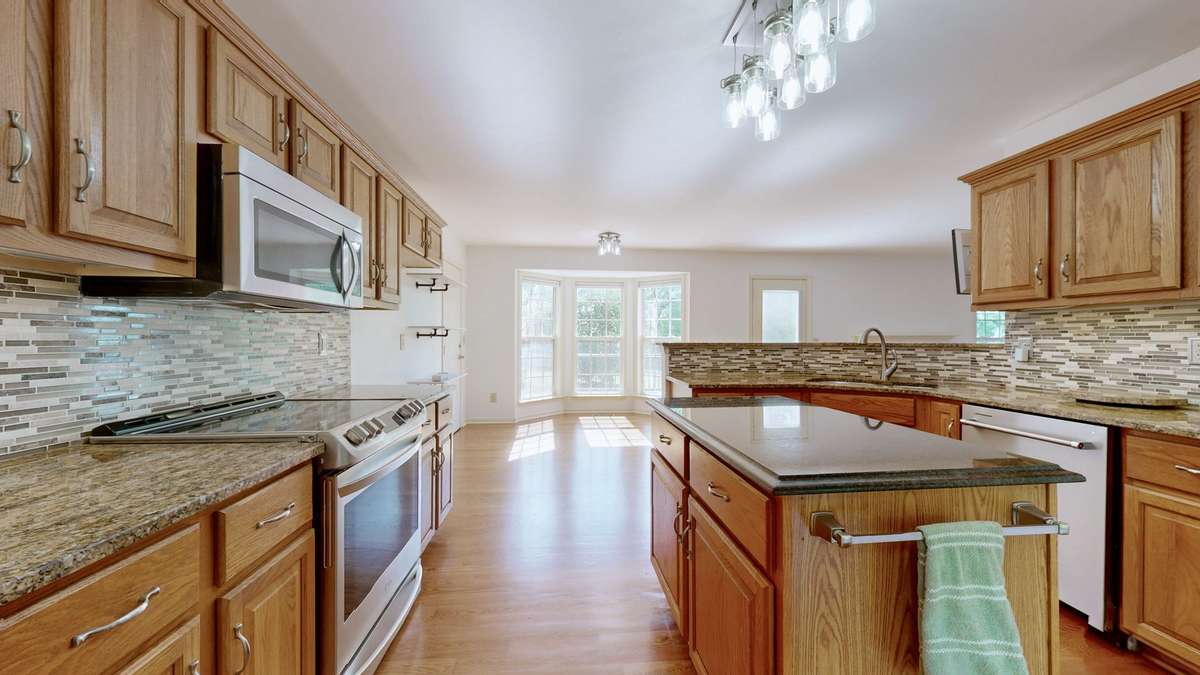 Light, bright, and happy kitchen!