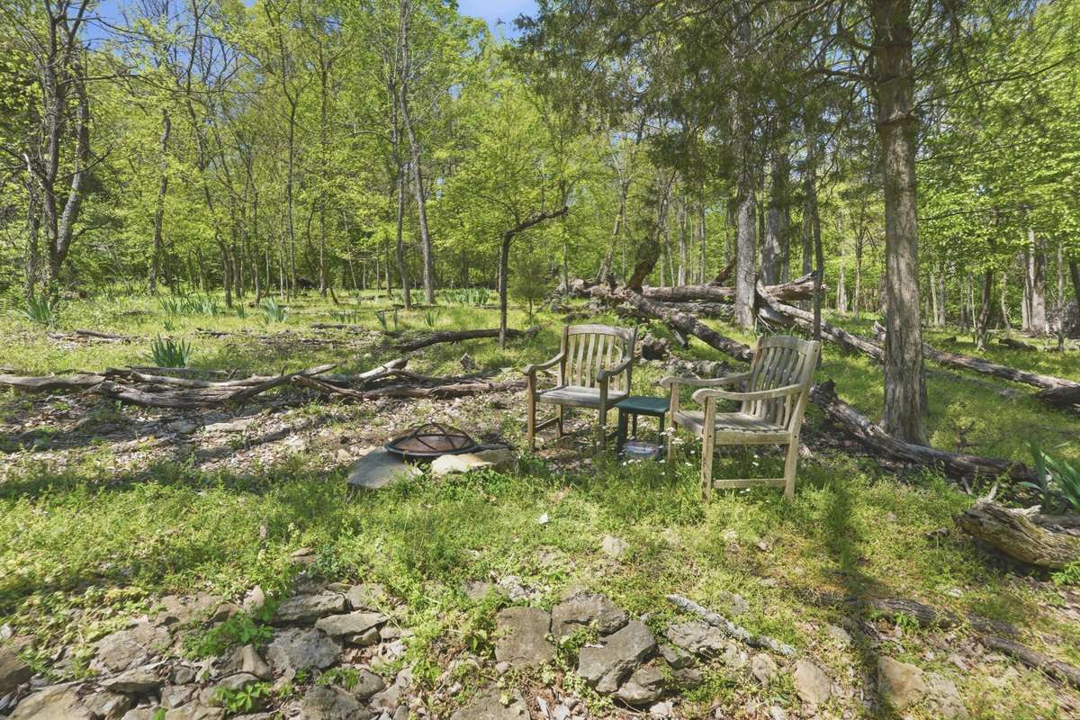 Enjoy this fire pit.