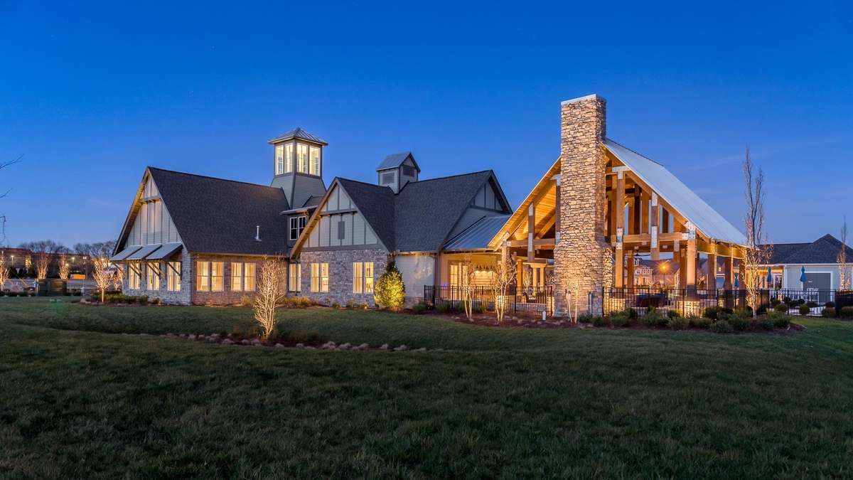 Pictures are used for marketing purposes only. Actual amenity building may vary.