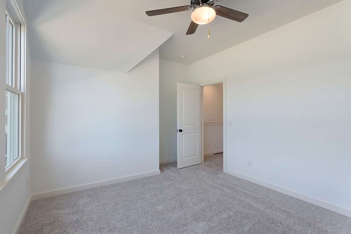 Pictures are used for marketing purposes only. Actual building and plan may vary.