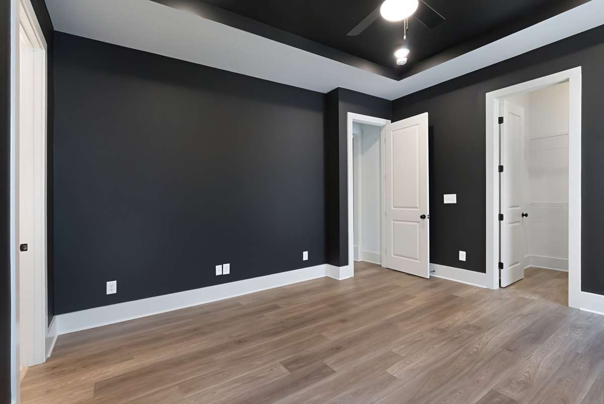 Pictures are used for marketing purposes only. Actual building and plan may vary.