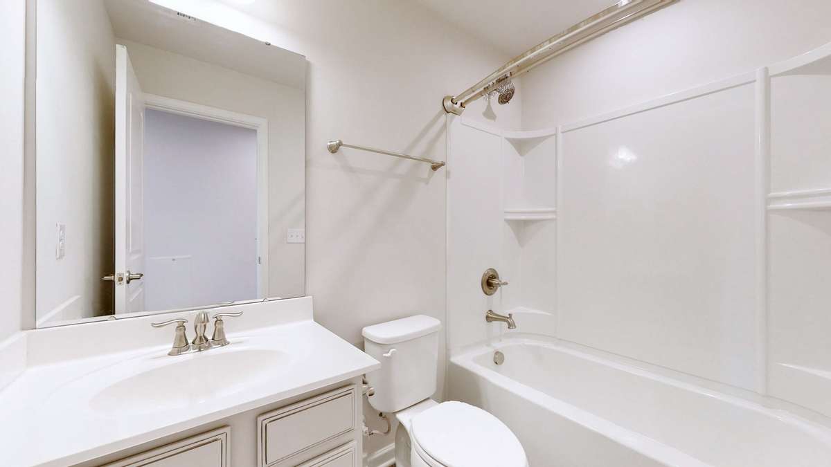 2nd Bathroom
