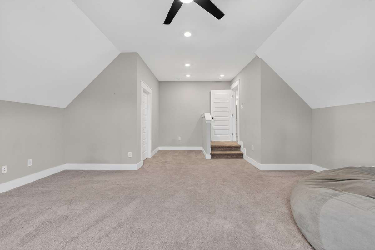 huge bonus room