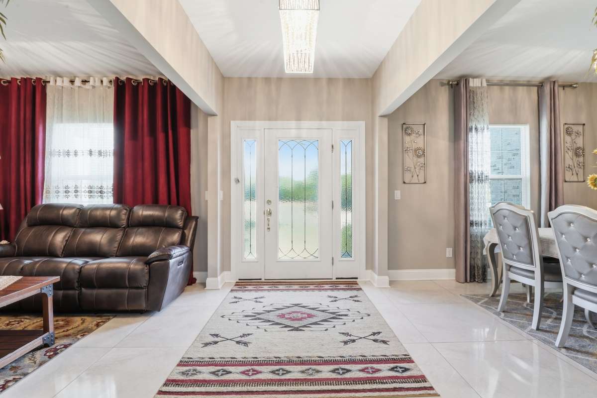 Inviting Sun Lite Interior