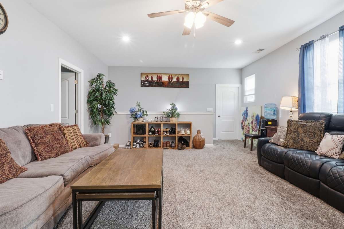 Upstairs Living Area