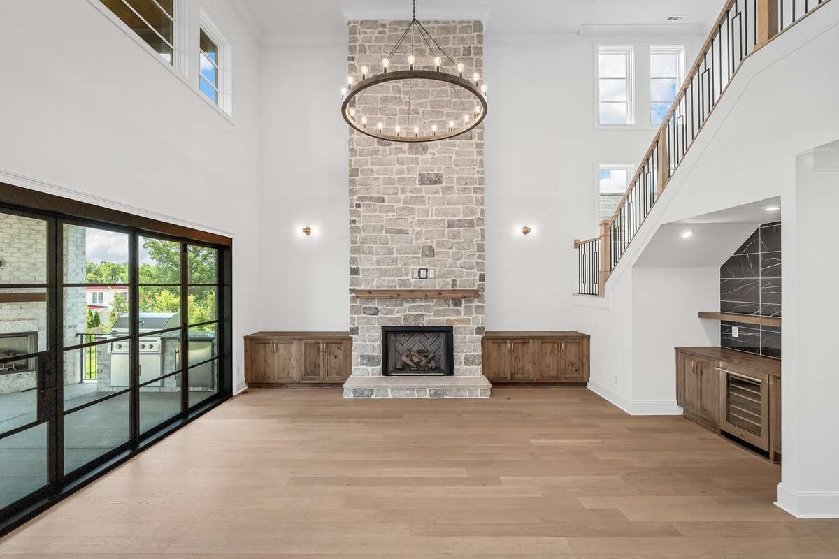 *** Photos are of a previously built Wilshire in another Drees Homes community. Standard Features and Options may vary. ***