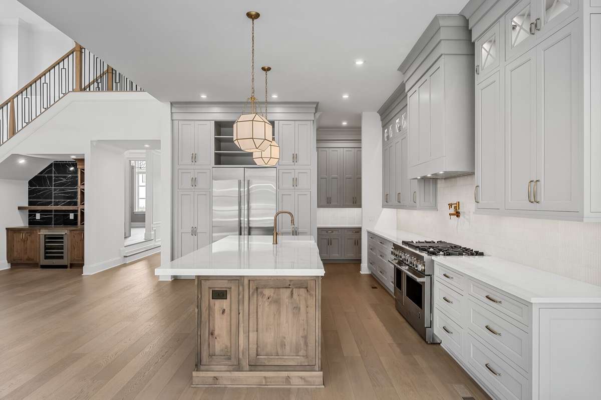 *** Photos are of a previously built Wilshire in another Drees Homes community. Standard Features and Options may vary. ***