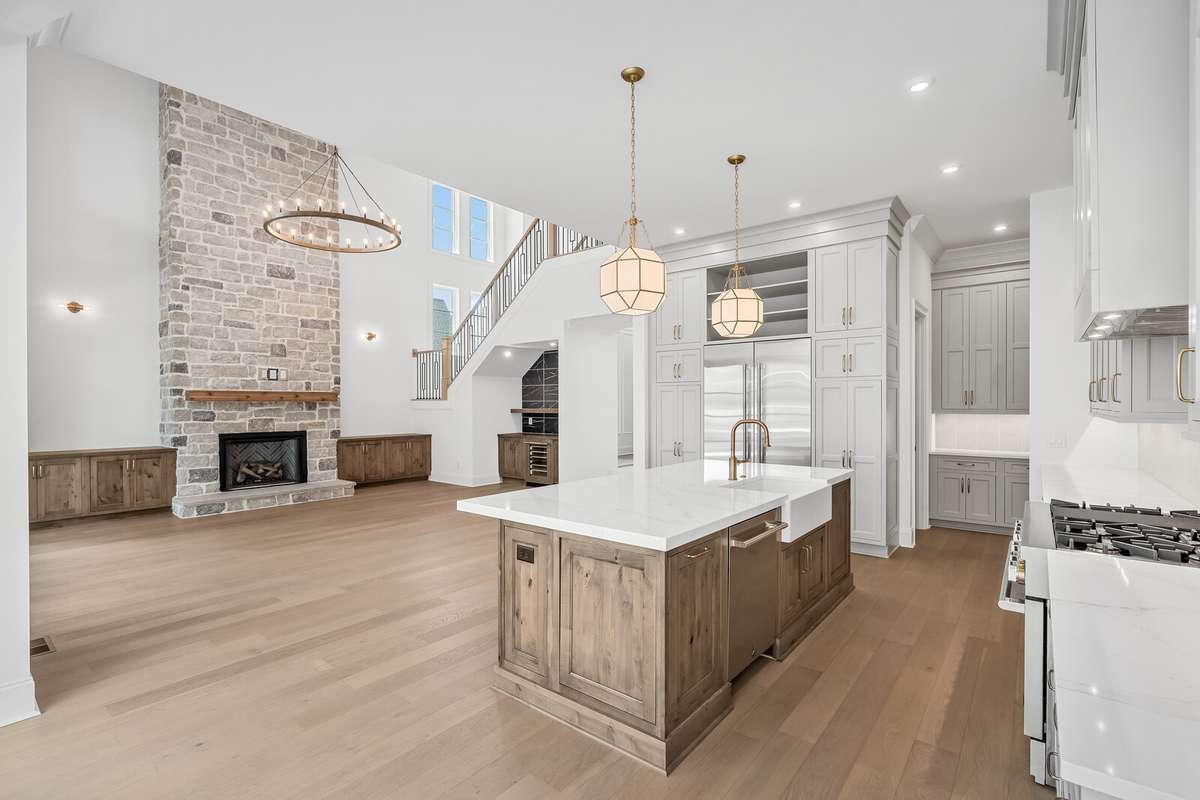 *** Photos are of a previously built Wilshire in another Drees Homes community. Standard Features and Options may vary. ***