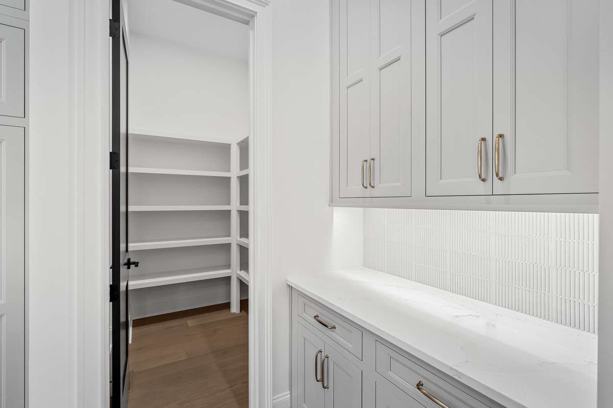 *** Photos are of a previously built Wilshire in another Drees Homes community. Standard Features and Options may vary. ***