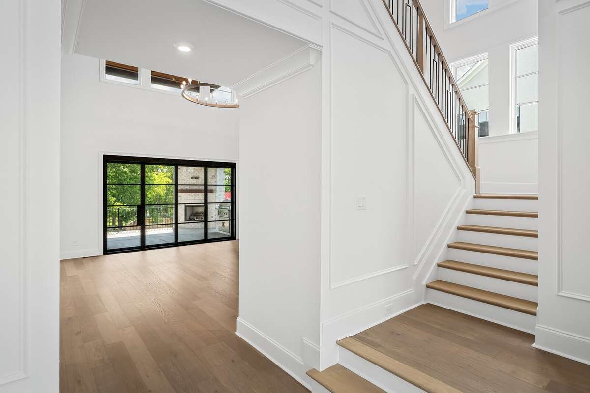 *** Photos are of a previously built Wilshire in another Drees Homes community. Standard Features and Options may vary. ***
