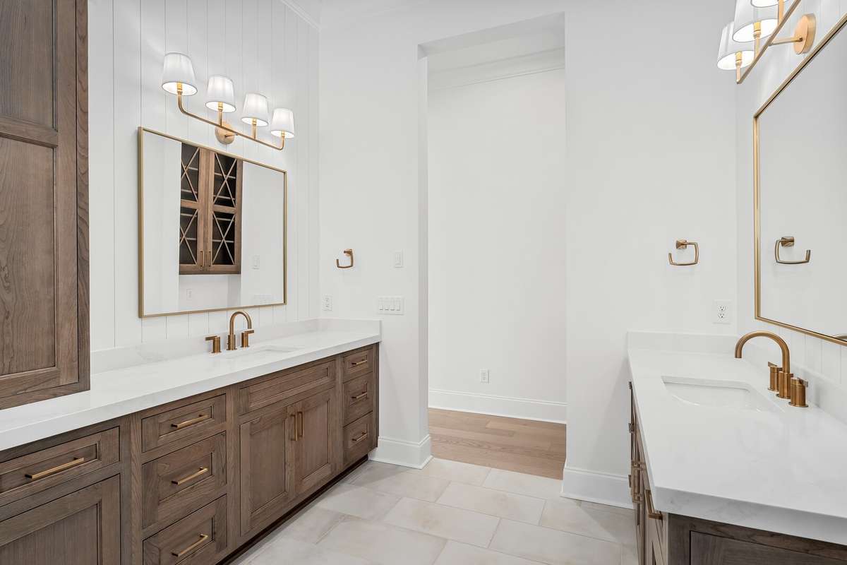 *** Photos are of a previously built Wilshire in another Drees Homes community. Standard Features and Options may vary. ***
