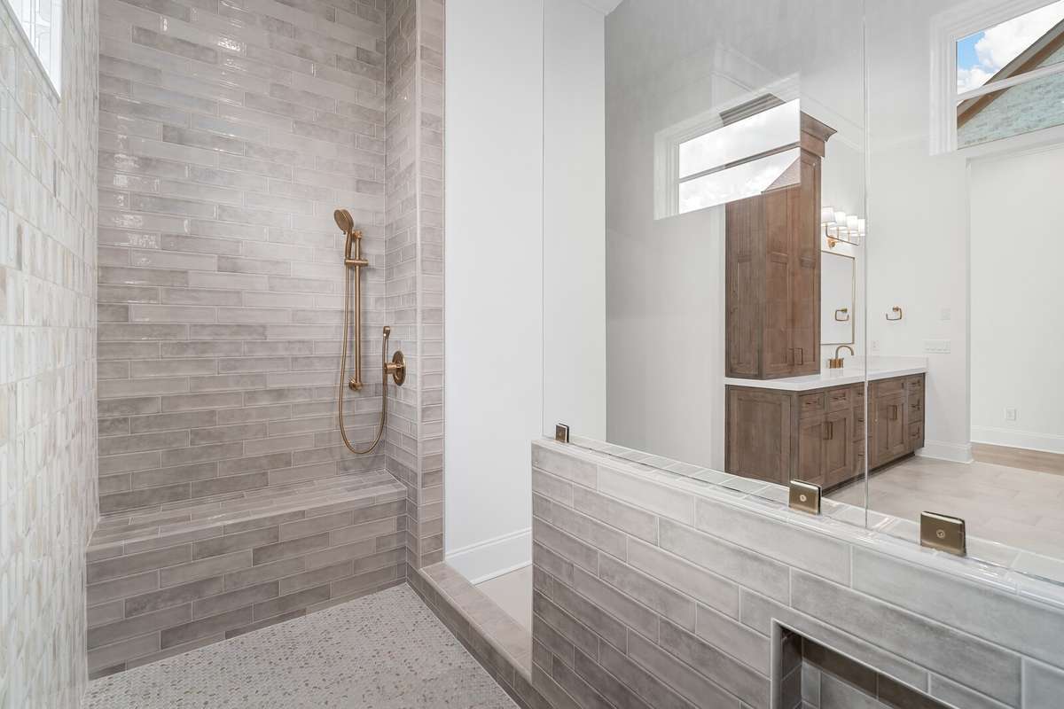 *** Photos are of a previously built Wilshire in another Drees Homes community. Standard Features and Options may vary. ***
