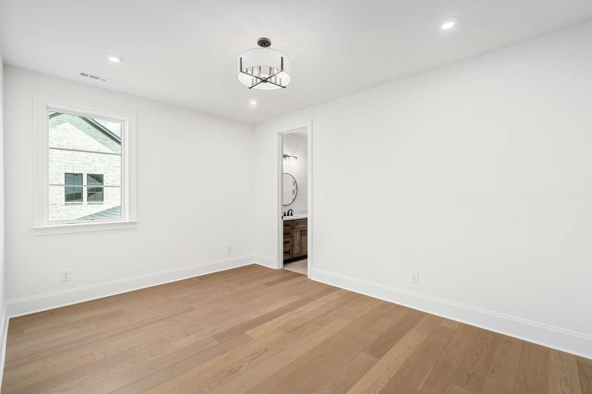 *** Photos are of a previously built Wilshire in another Drees Homes community. Standard Features and Options may vary. ***