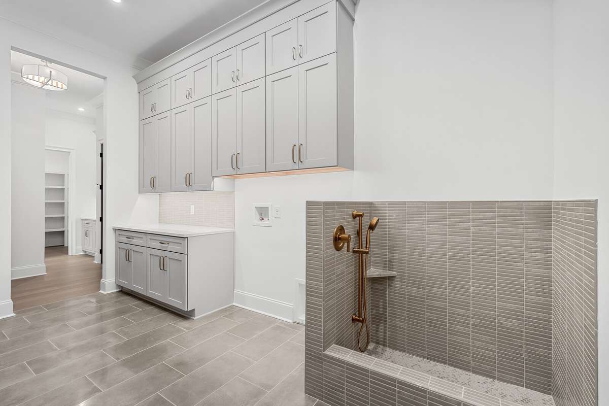 *** Photos are of a previously built Wilshire in another Drees Homes community. Standard Features and Options may vary. ***