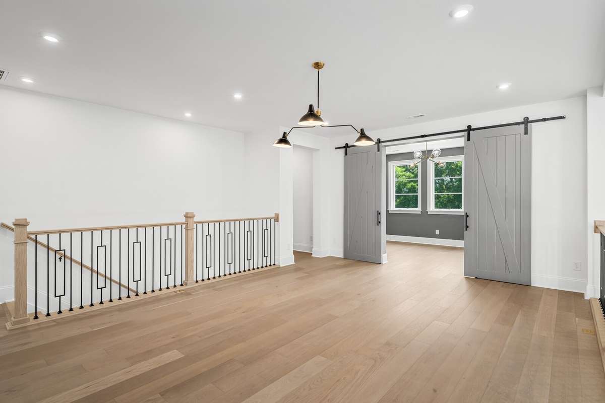 *** Photos are of a previously built Wilshire in another Drees Homes community. Standard Features and Options may vary. ***