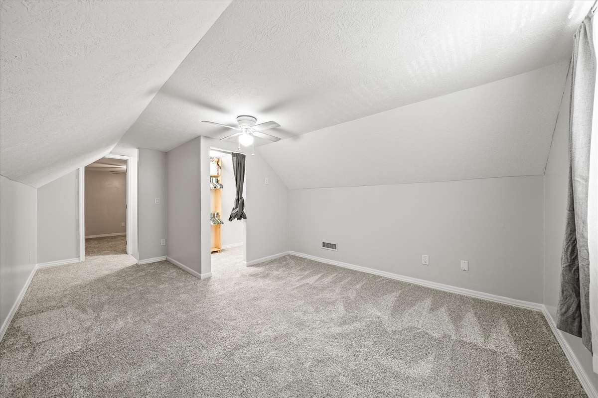 Bonus Room with closet