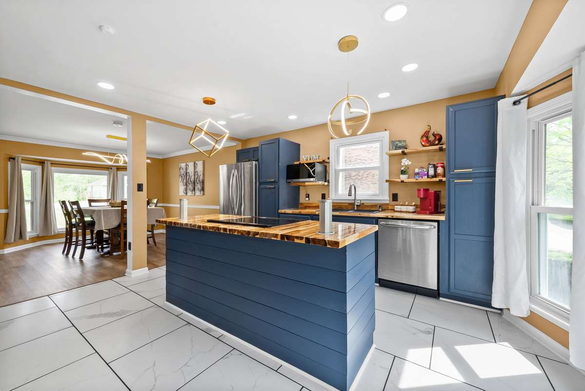 Renovated Kitchen with Many upgrades and Extras for YOU to ENJOY~