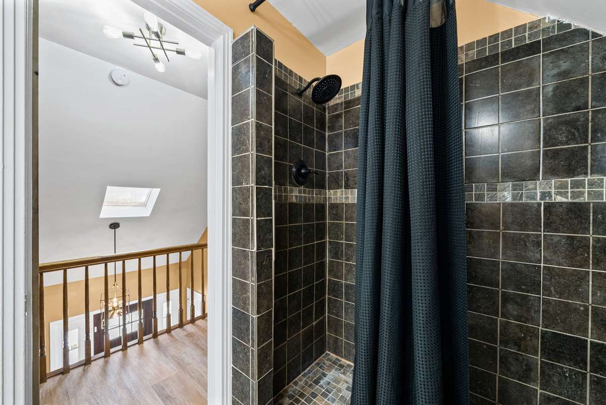 Amazing FULL Tile Shower in the Upstairs Full Bath