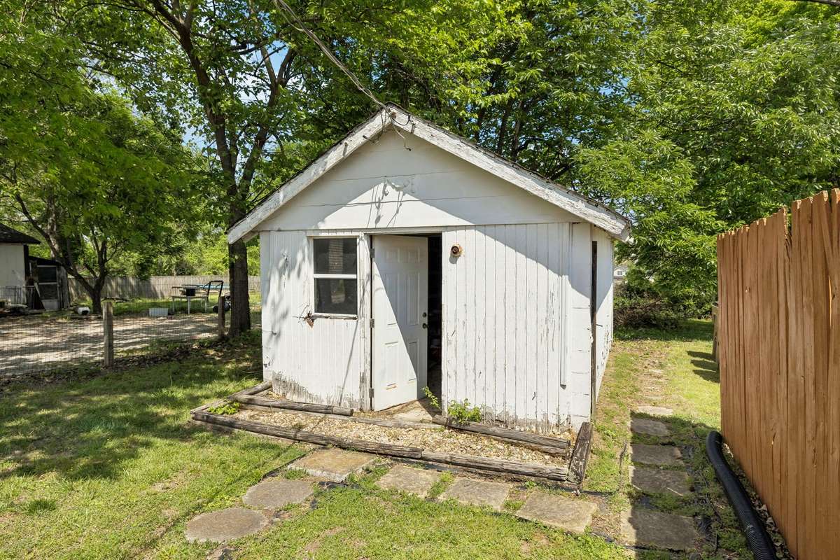 Storage Building with electricity and water. Hook ups for washer and dryer also in storage building.