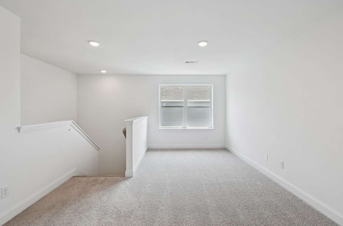 Macon loft space. Picture is for illustrative purposes only. May be of similar home, same floorplan. Options, upgrades, colors, selections, designs, may vary.